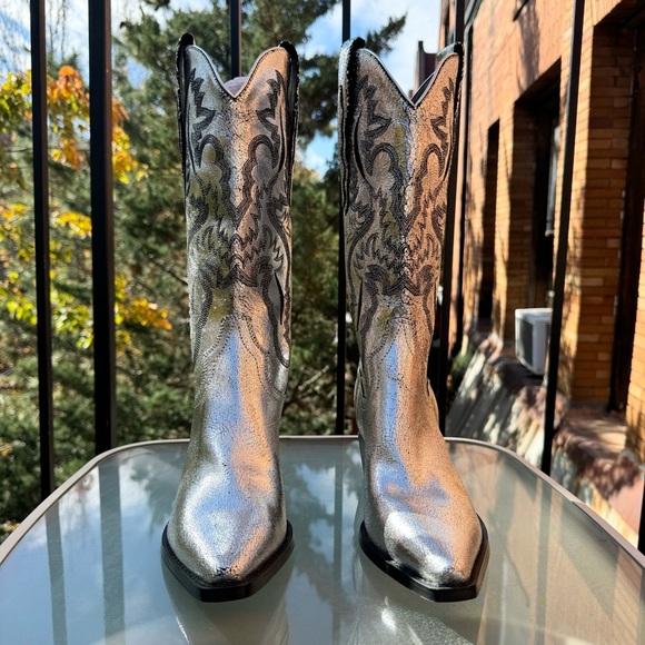 New Jeffrey Campbell Dagget Boots Western Heeled Cowboy Silver Black Womens 8 - Picture 5 of 14